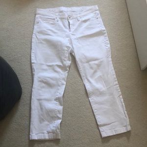 Iilly Pulitzer white jeans! Size 14!